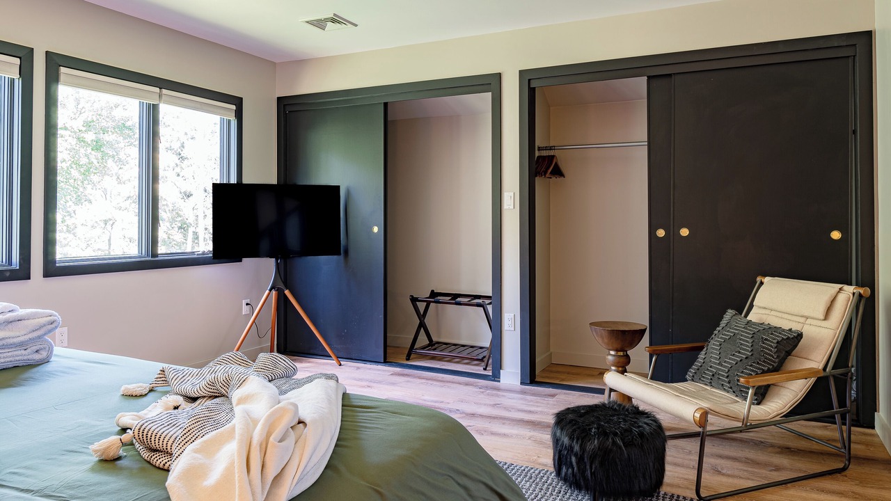 Photo of Bedroom in Warwick