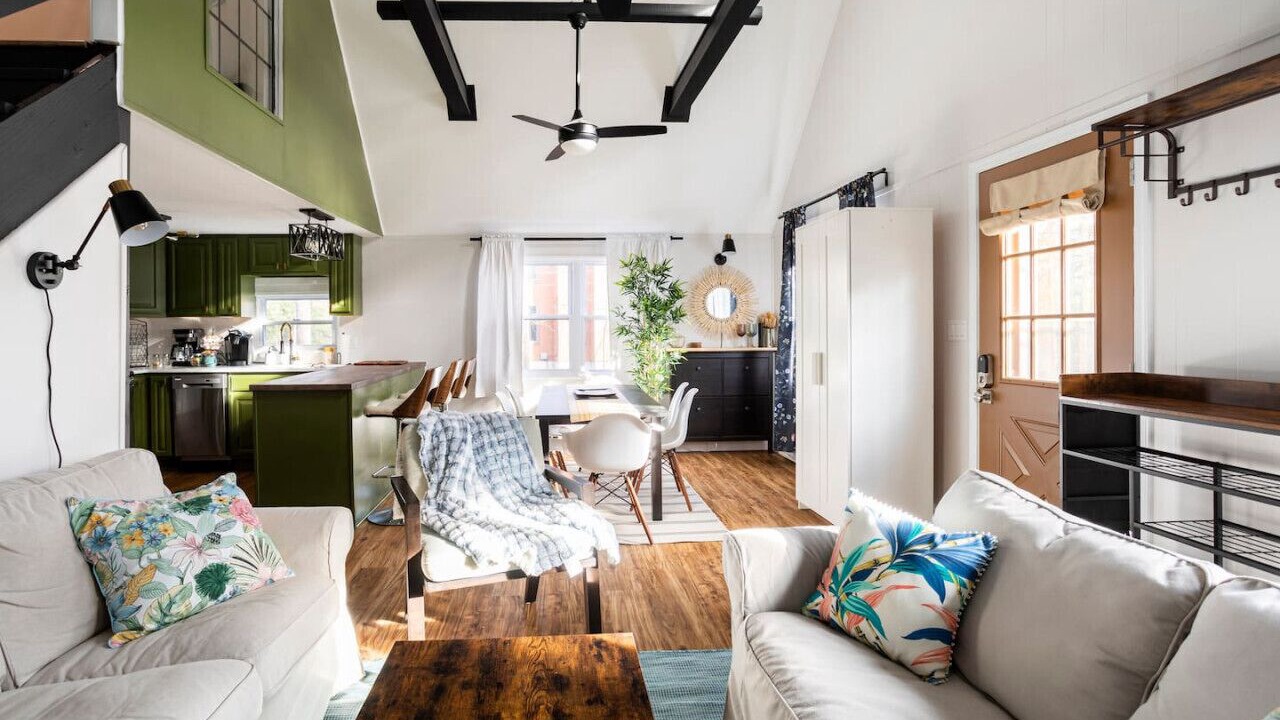 Photo of Livingroom in East Stroudsburg