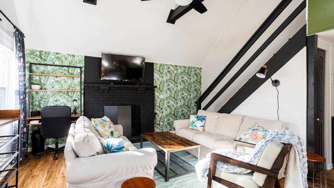 Photo of Livingroom in East Stroudsburg