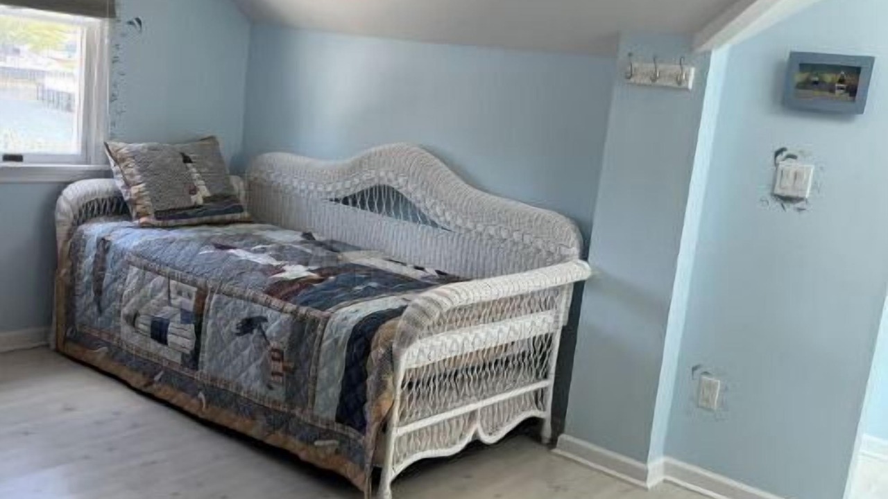 Photo of Bedroom in Beach Haven West