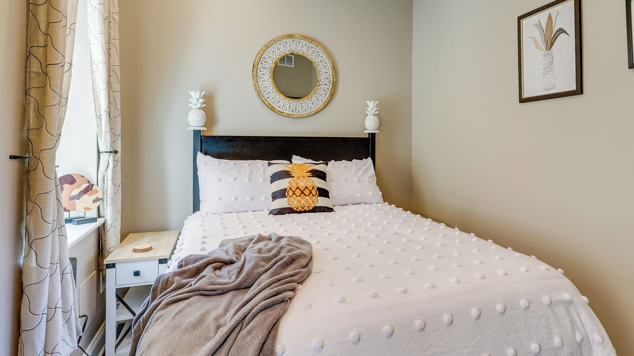 Photo of Bedroom in Newbold