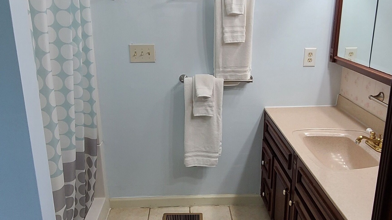 Photo of Bathroom in Benedict