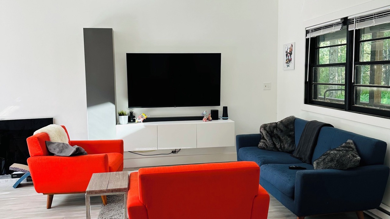 Photo of Livingroom in White Lake