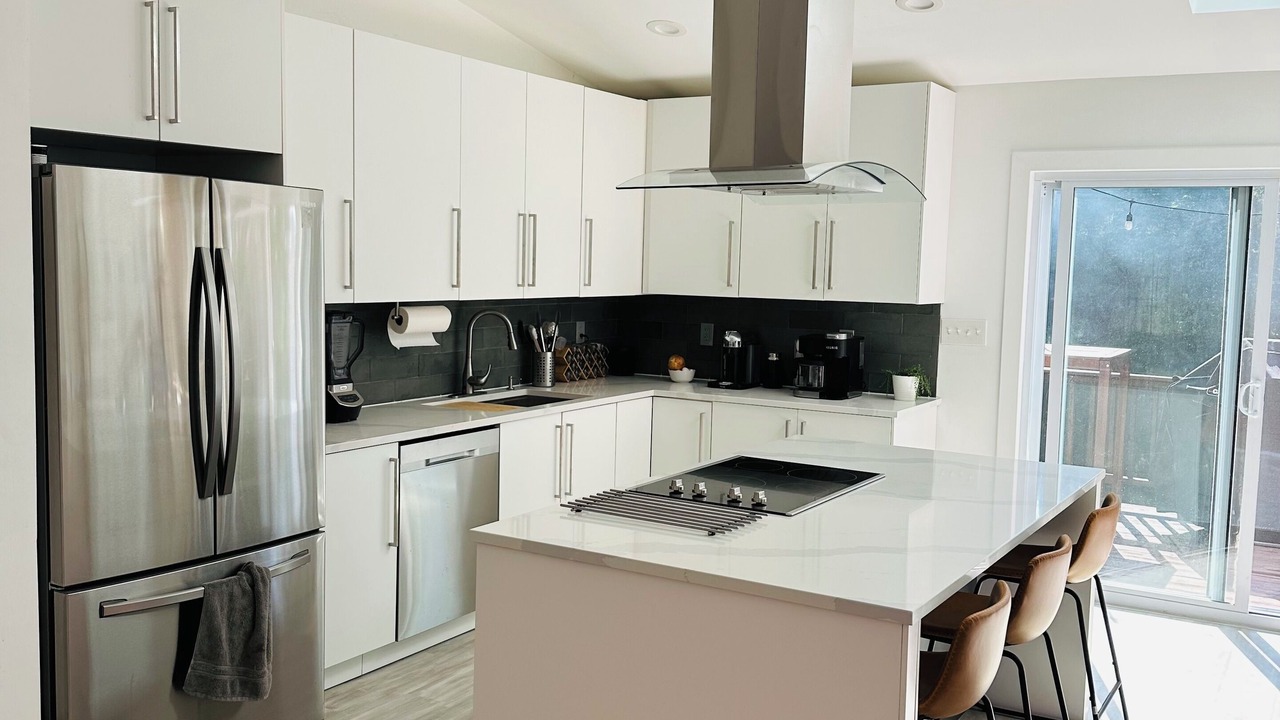 Photo of Kitchen in White Lake
