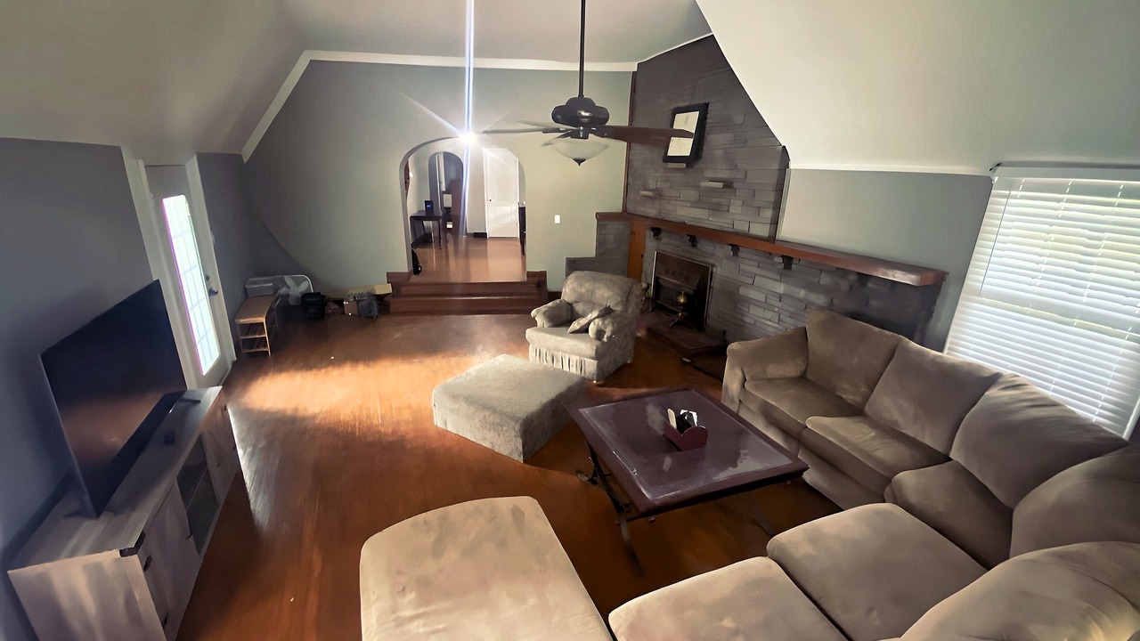 Photo of Bedroom in La Follette