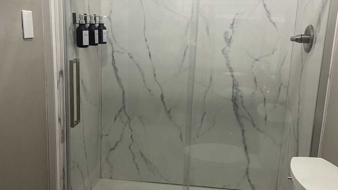 Photo of Bathroom in La Follette