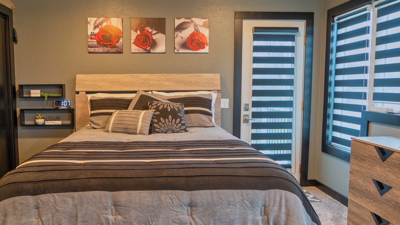 Photo of Bedroom in Holmesville