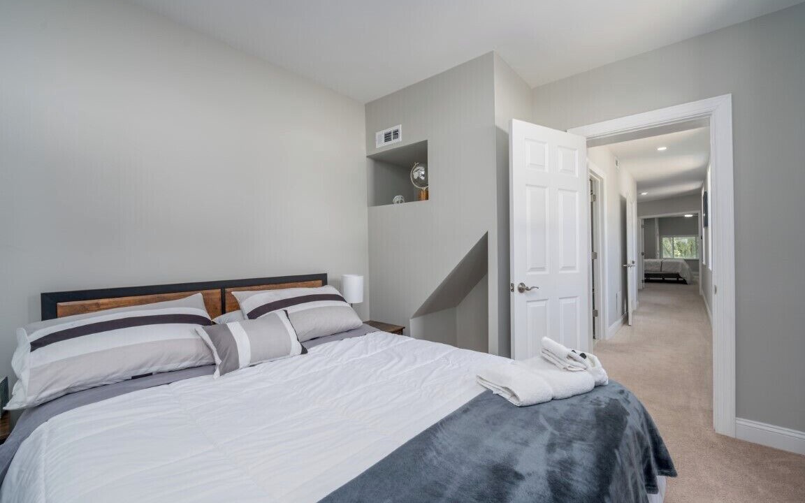 Photo of Bedroom in Fells Point