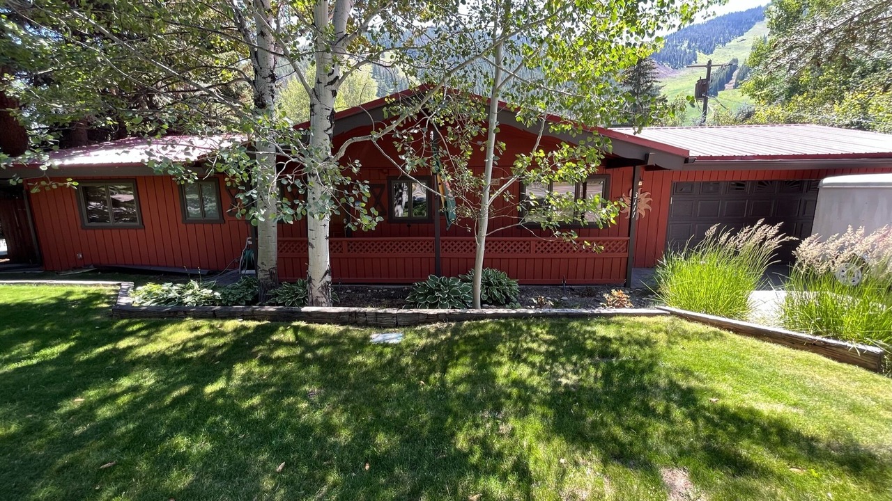 Photo of Outdoor in Warm Springs