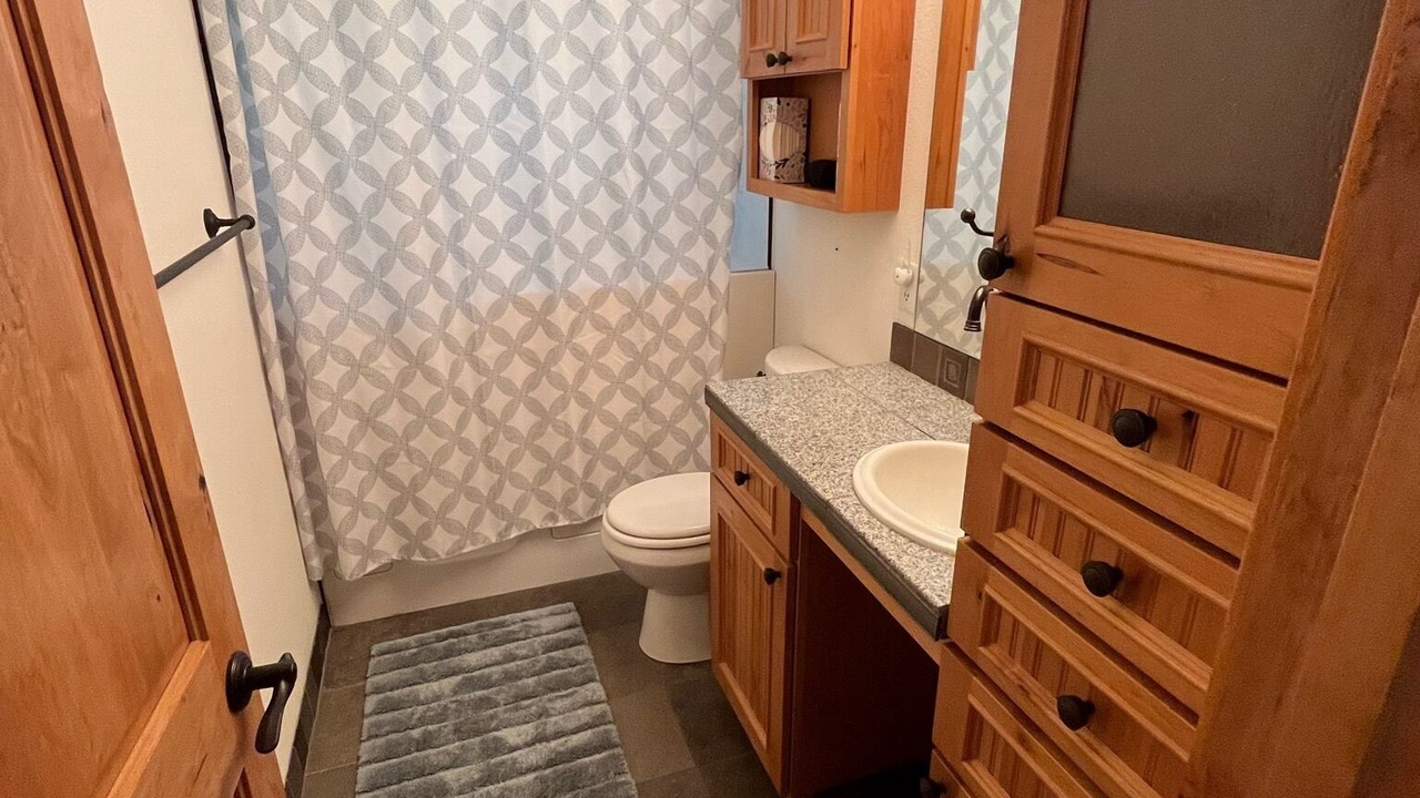 Photo of Bathroom in Warm Springs