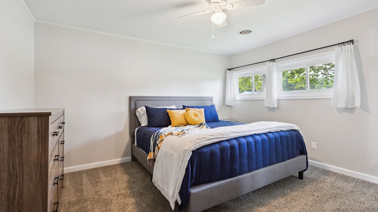 Photo of Bedroom in Newark
