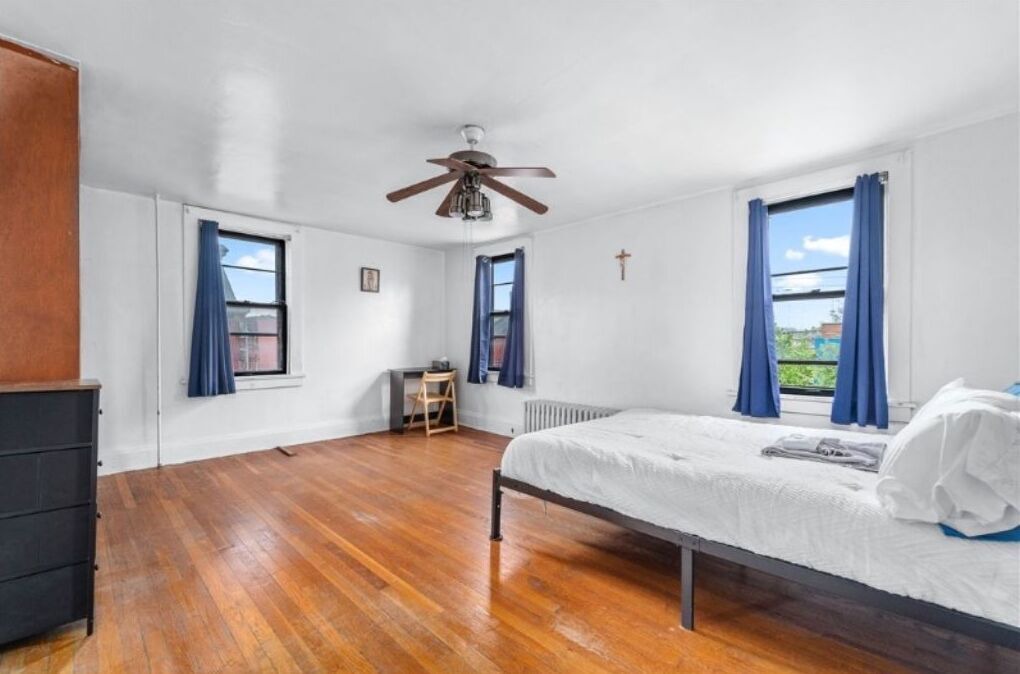 Photo of Bedroom in Central Northside