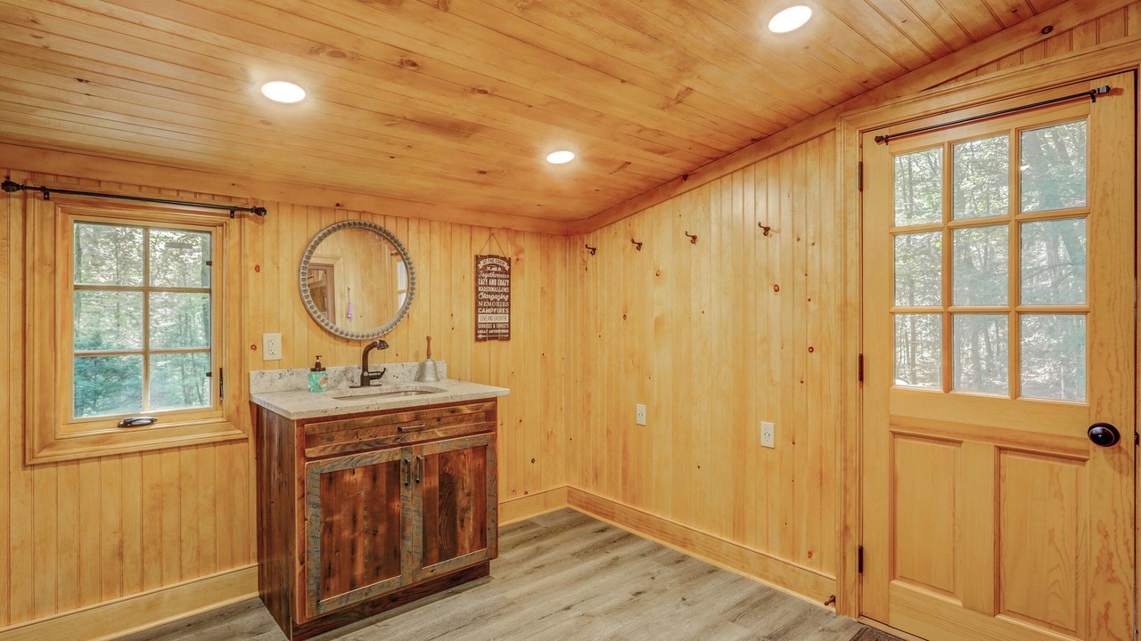 Photo of Bathroom in Laurelton
