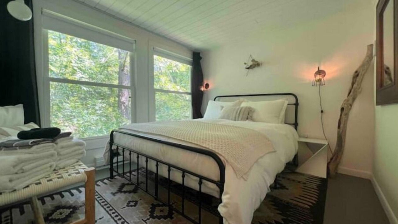Photo of Bedroom in Red Hook