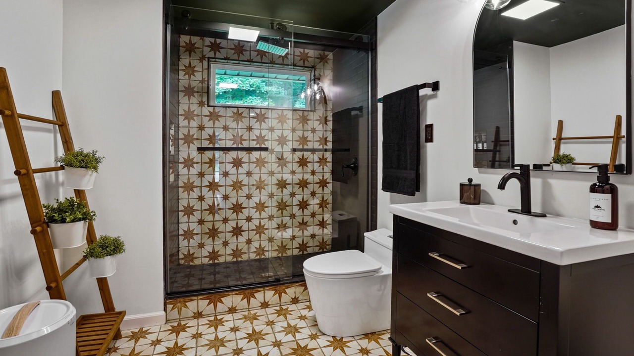 Photo of Bathroom in South Bloomingville