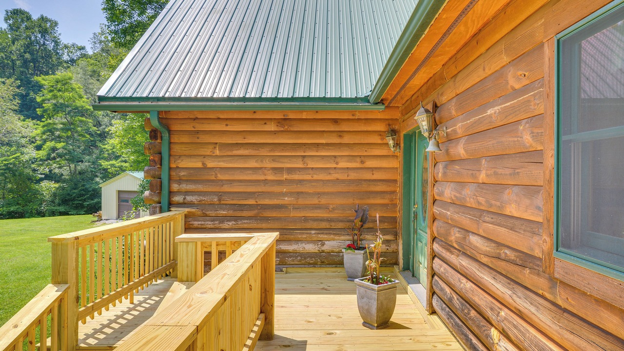 Photo of Patio Balcony in Dailey
