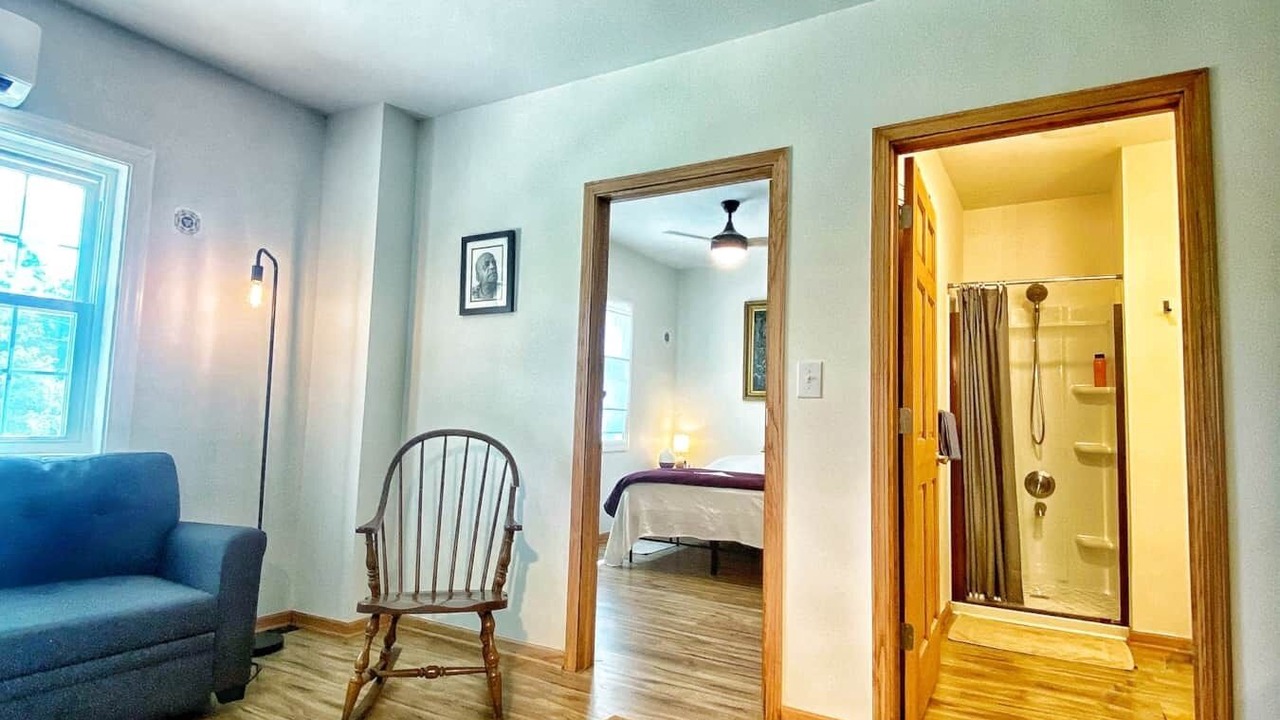 Photo of Bedroom in New Vrindaban