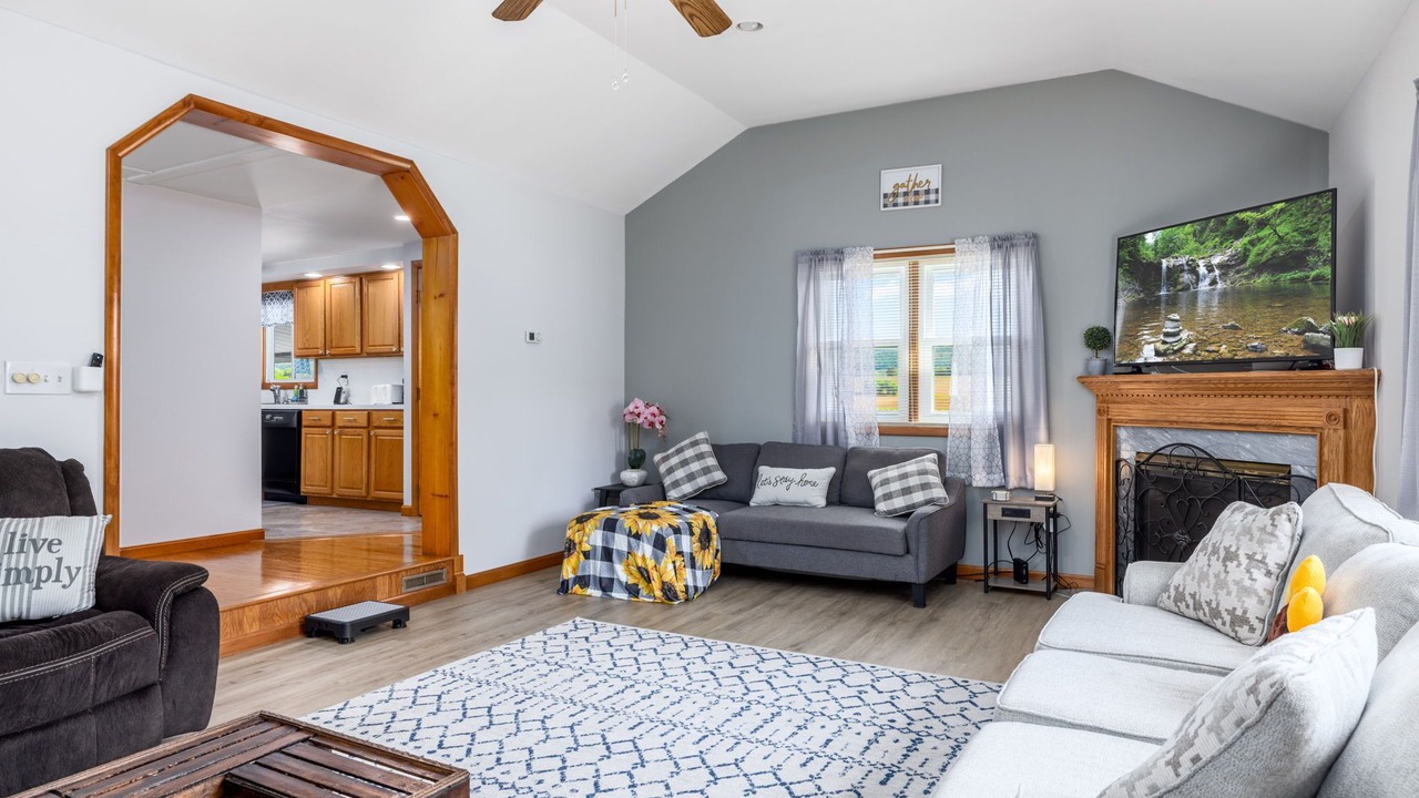 Photo of Livingroom in Catawissa