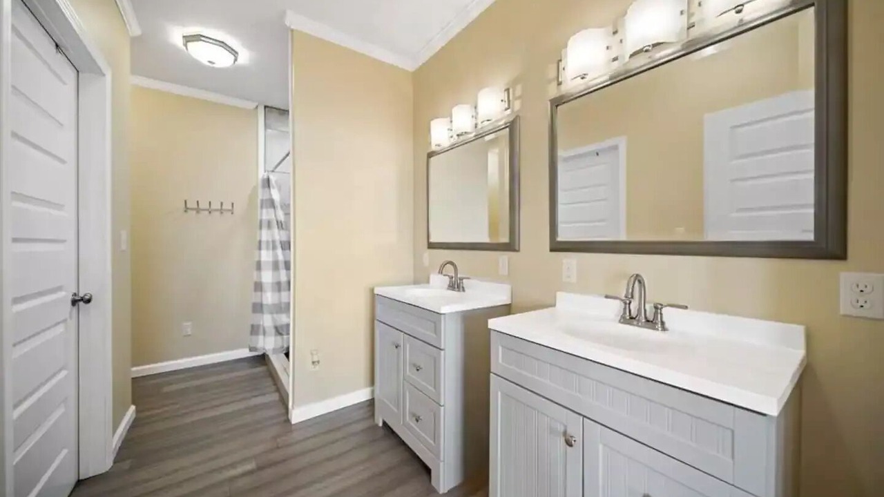 Photo of Bathroom in Crawford