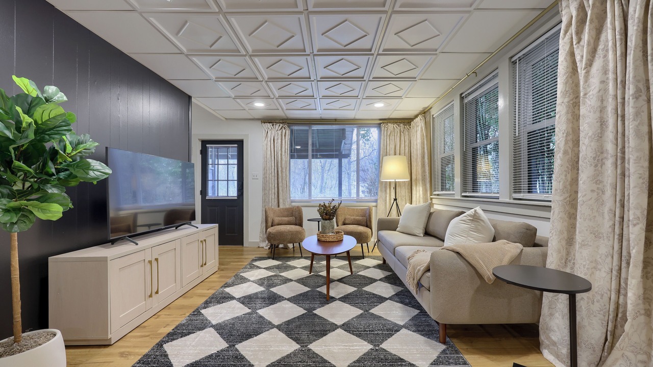 Photo of Livingroom in Elizabethtown