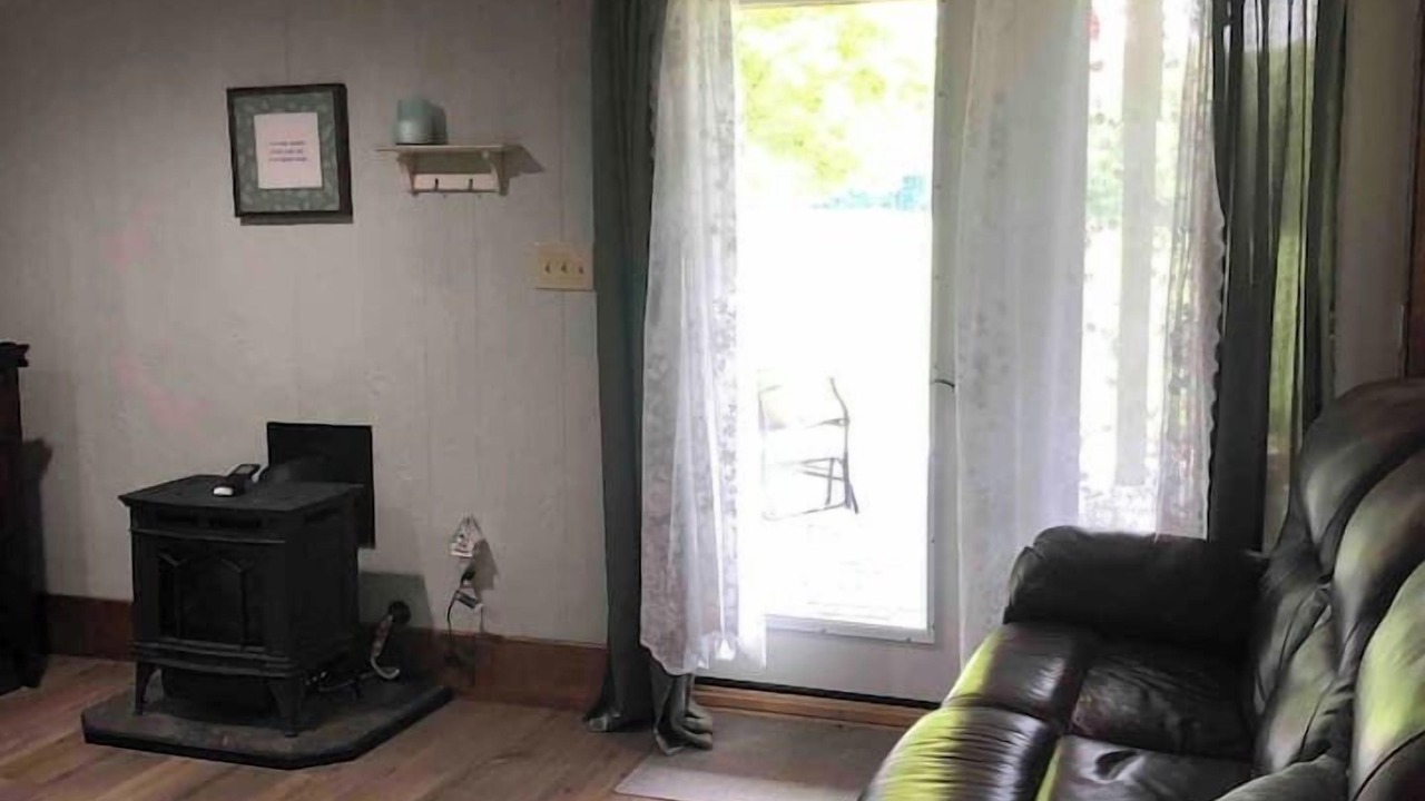 Photo of Livingroom in Hadley