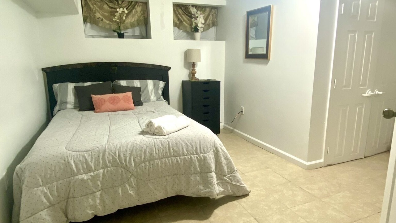 Photo of Bedroom in Downtown Baltimore