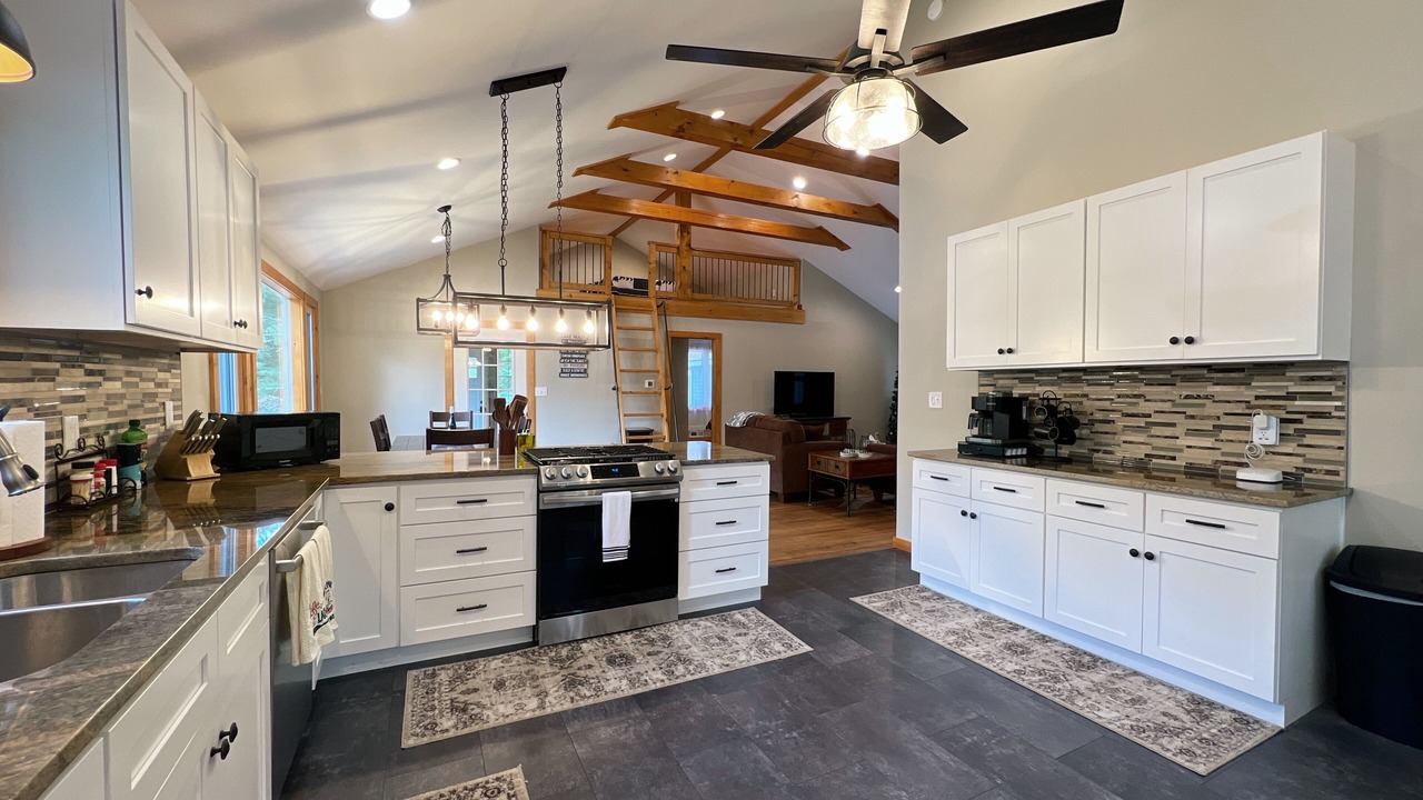Photo of Kitchen in Greentown