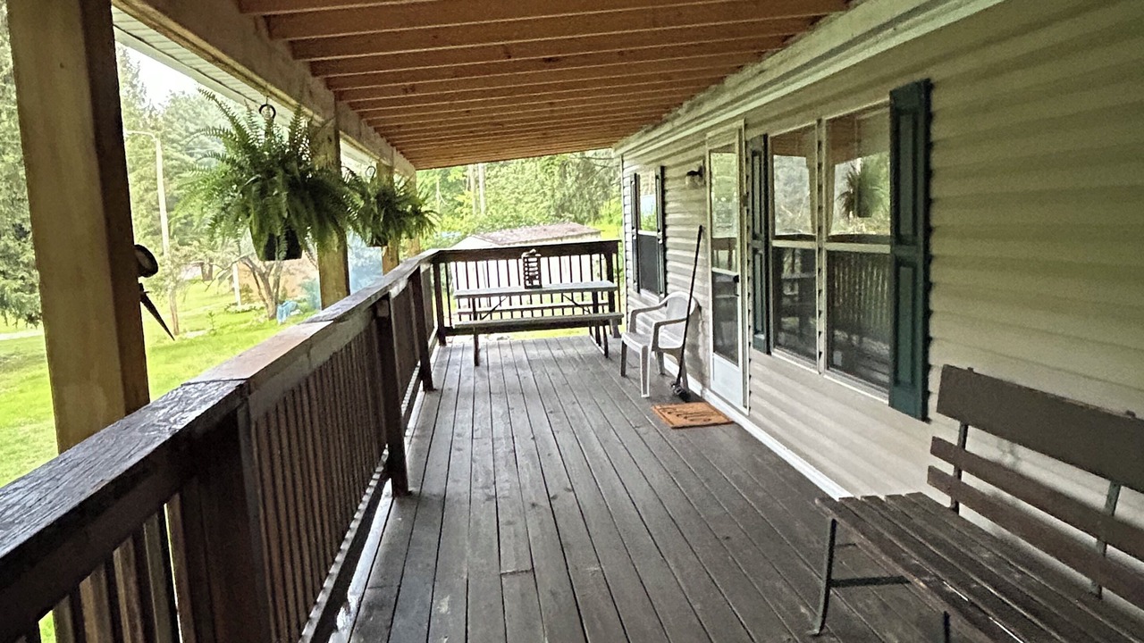 Photo of Patio Balcony in Champion