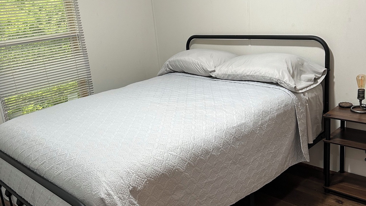 Photo of Bedroom in Champion