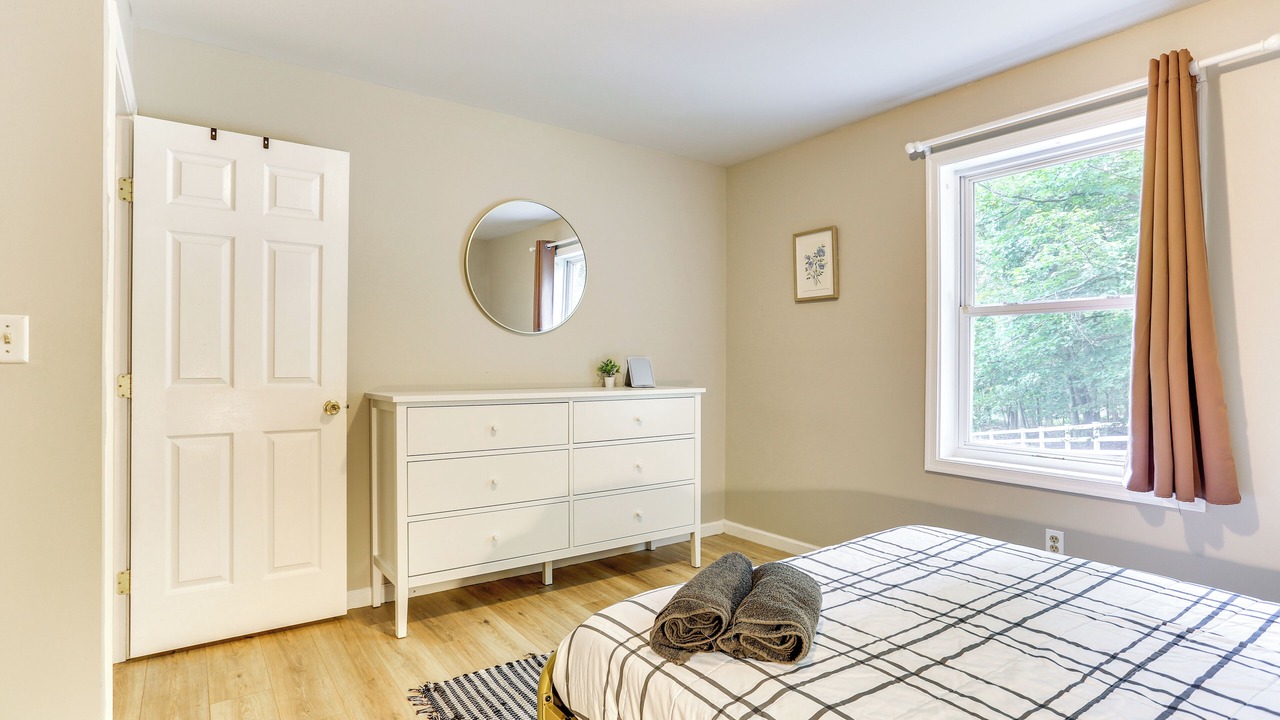 Photo of Bedroom in Dingmans Ferry