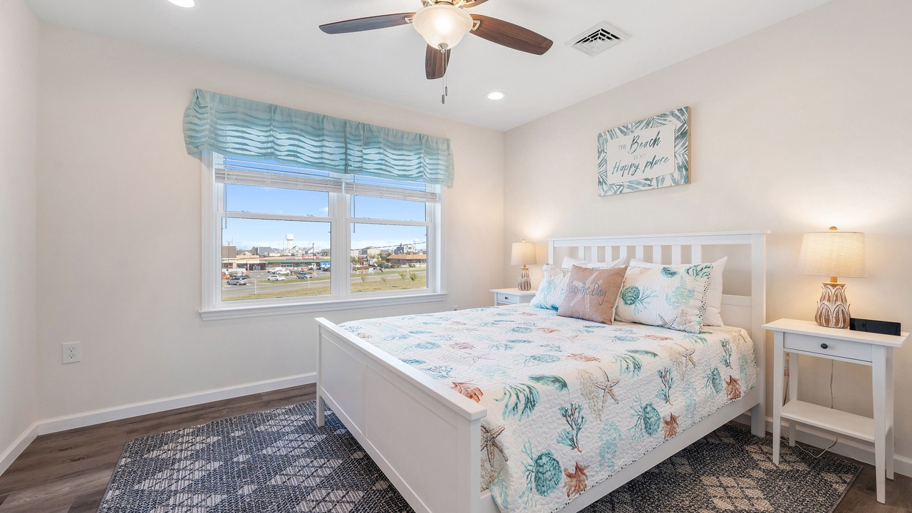 Photo of Bedroom in Seaside Heights