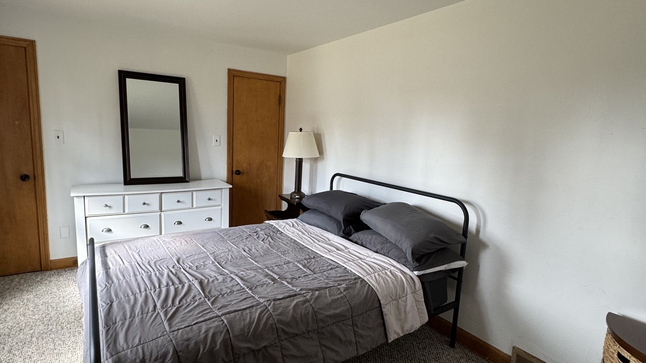 Photo of Bedroom in North Lima