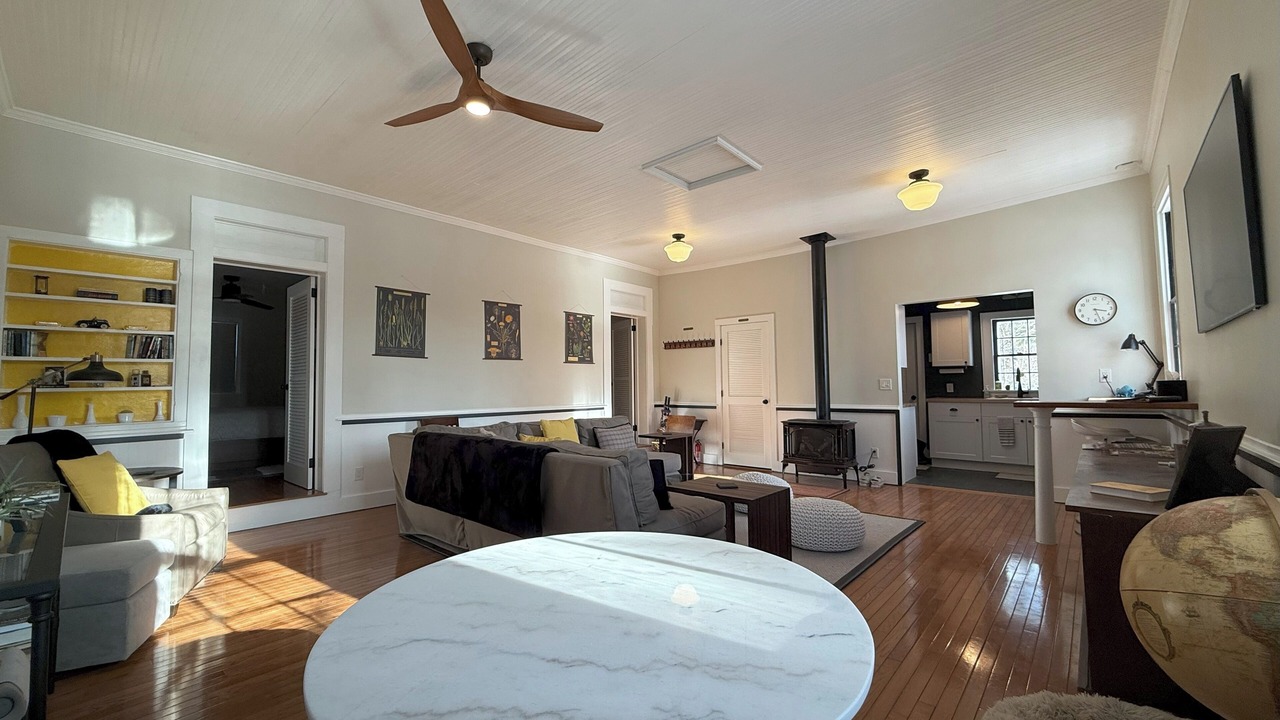 Photo of Livingroom in Town of Marbletown
