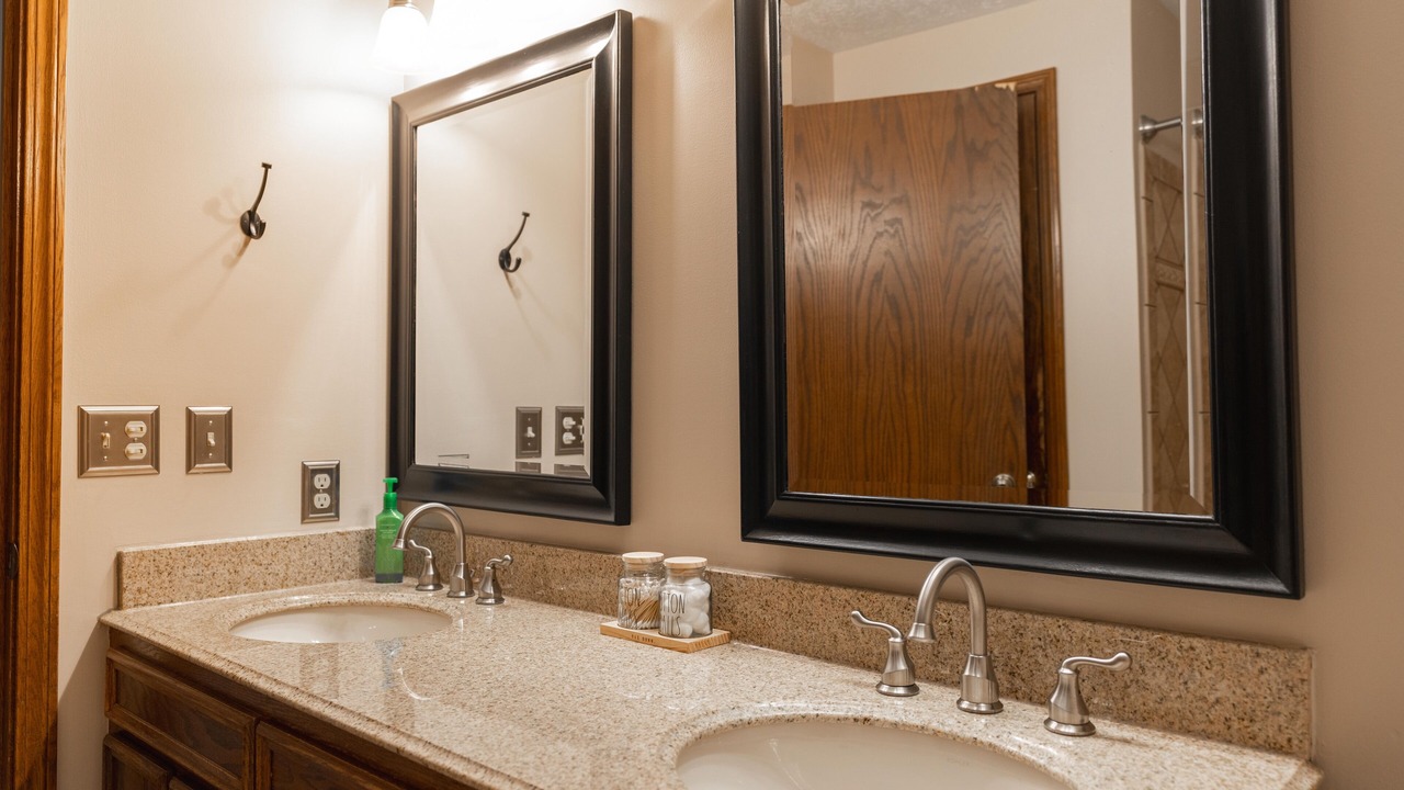 Photo of Bathroom in Navarre