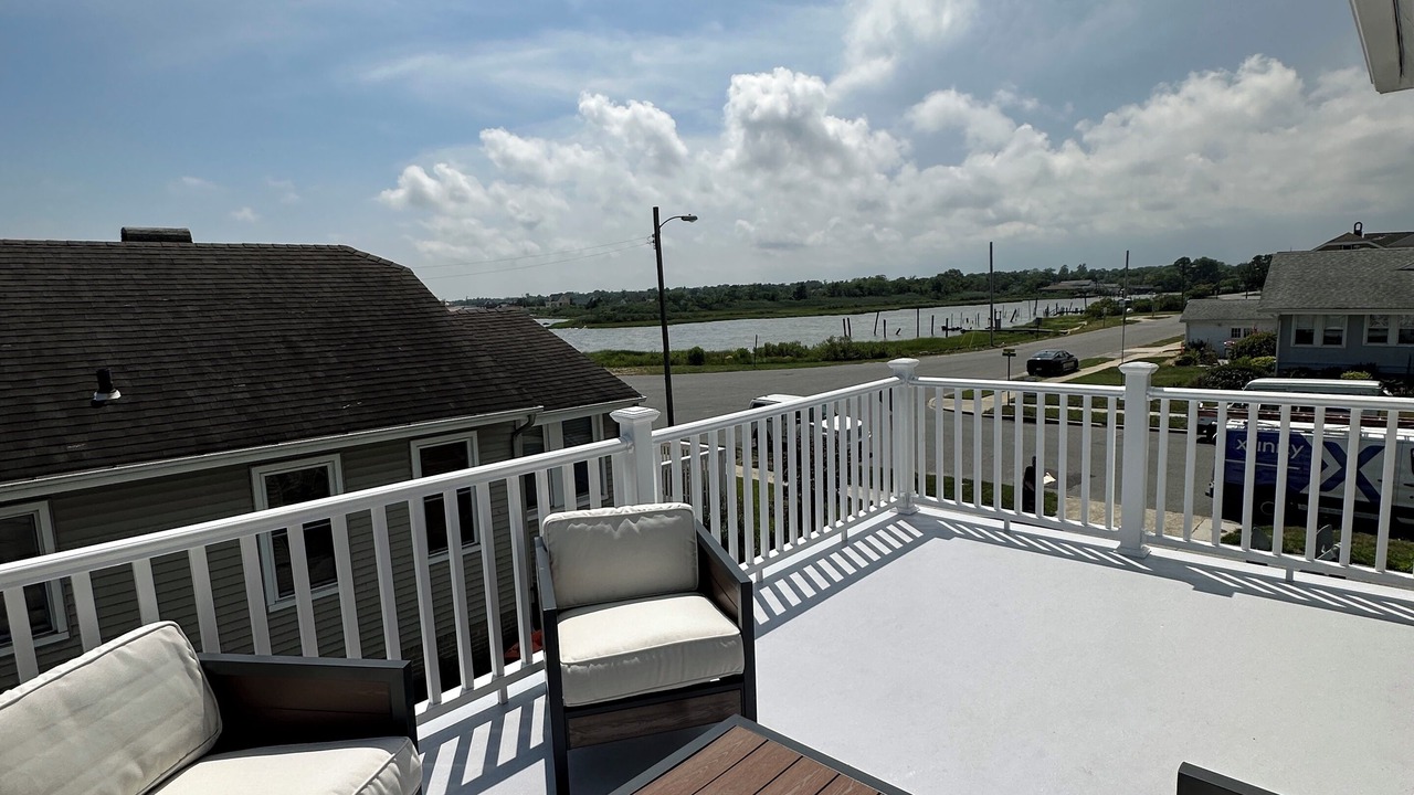 Photo of Patio Balcony in Pleasantville