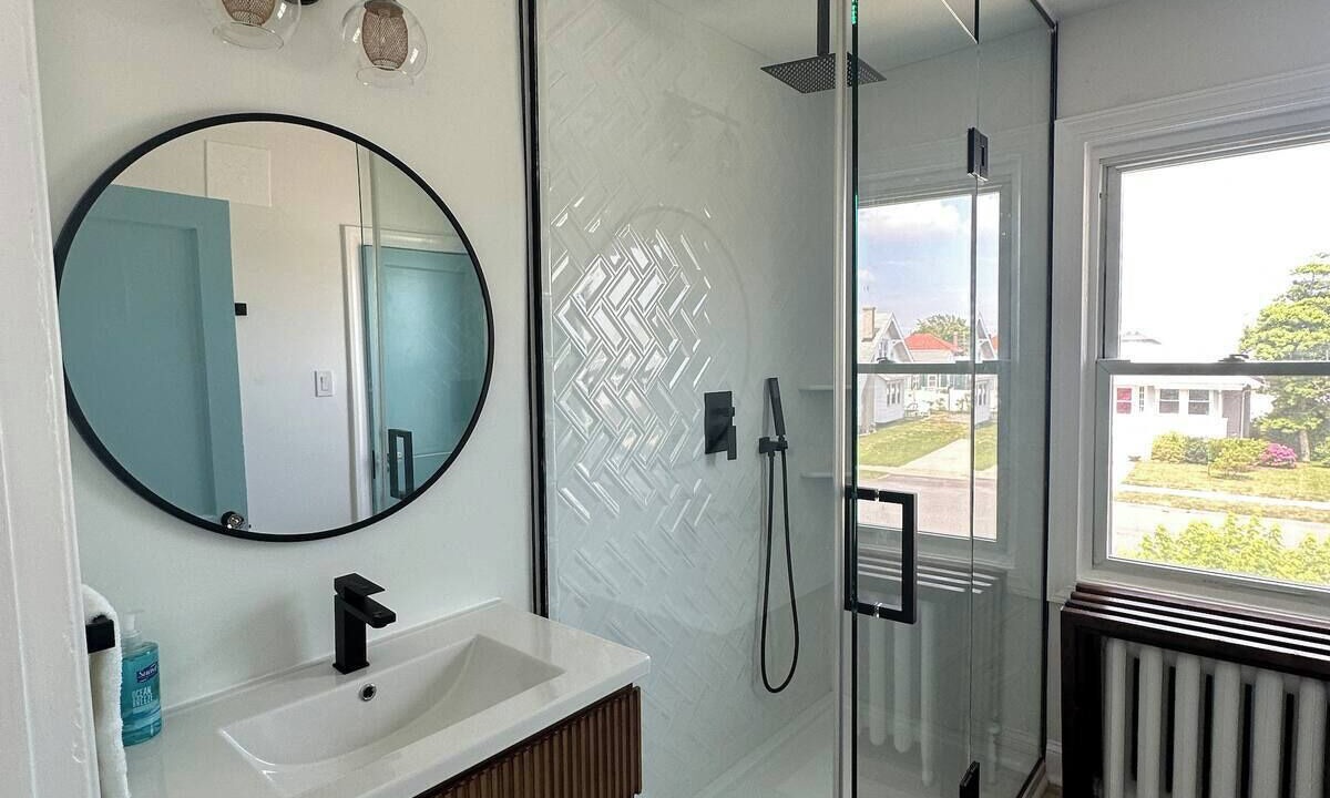 Photo of Bathroom in Pleasantville