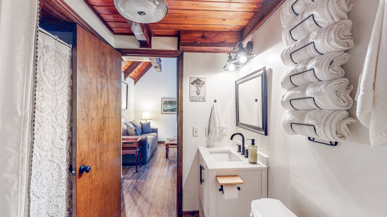 Photo of Bathroom in Beaver Shores