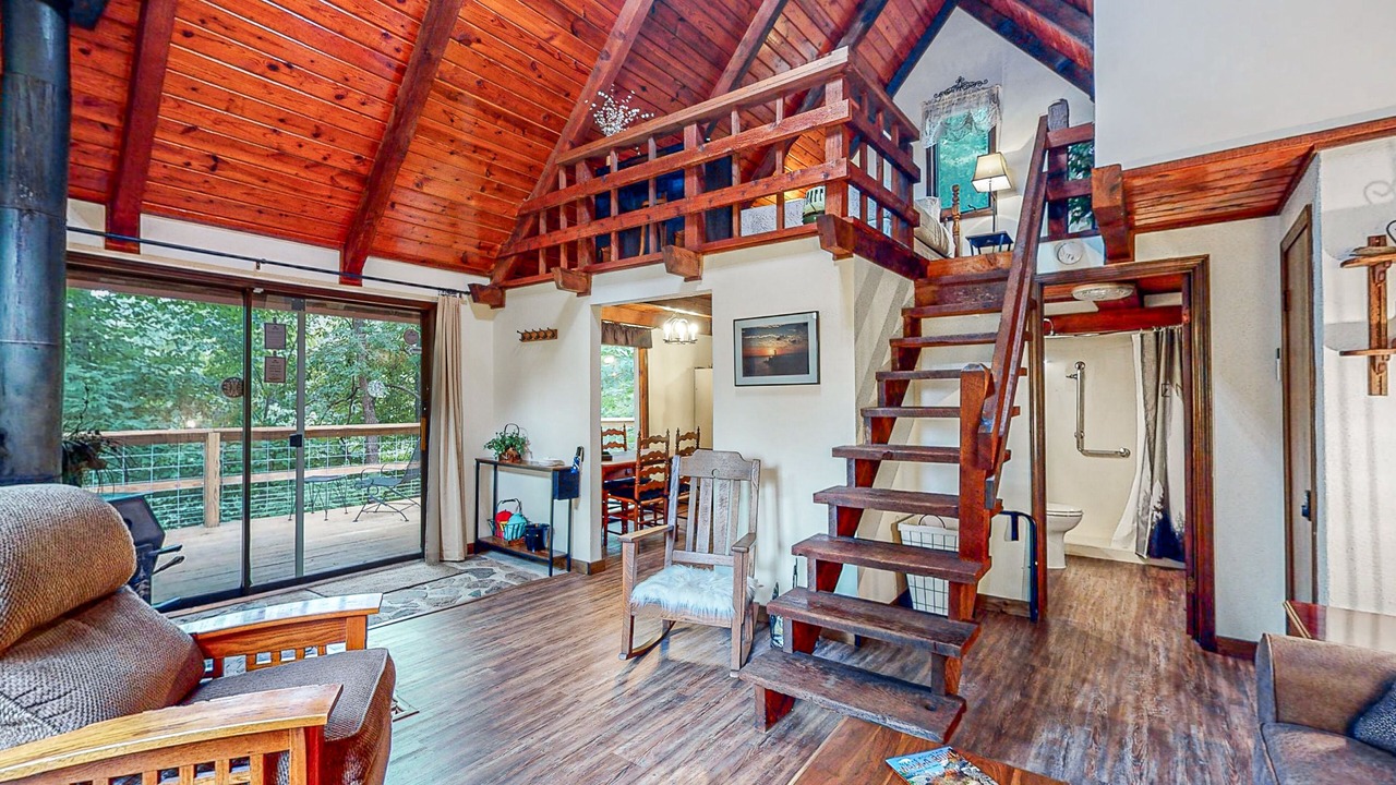 Photo of Livingroom in Beaver Shores