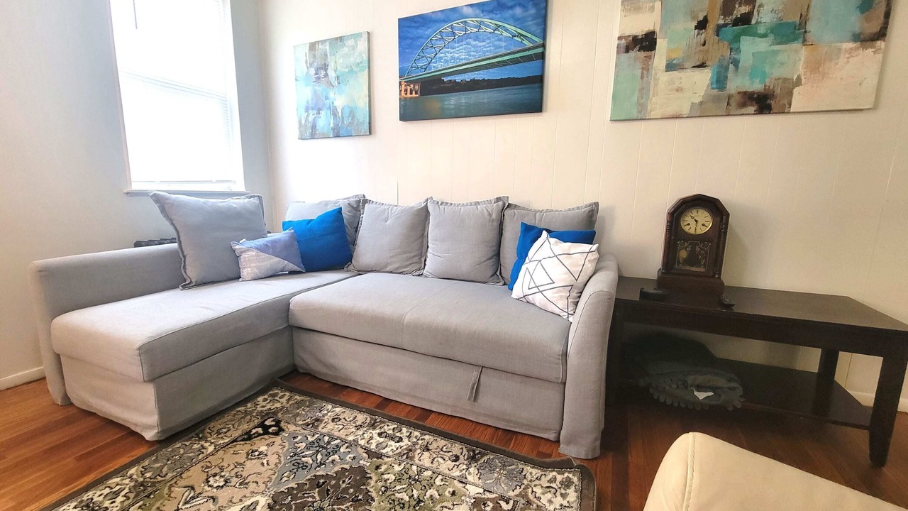 Photo of Livingroom in South Side Slopes