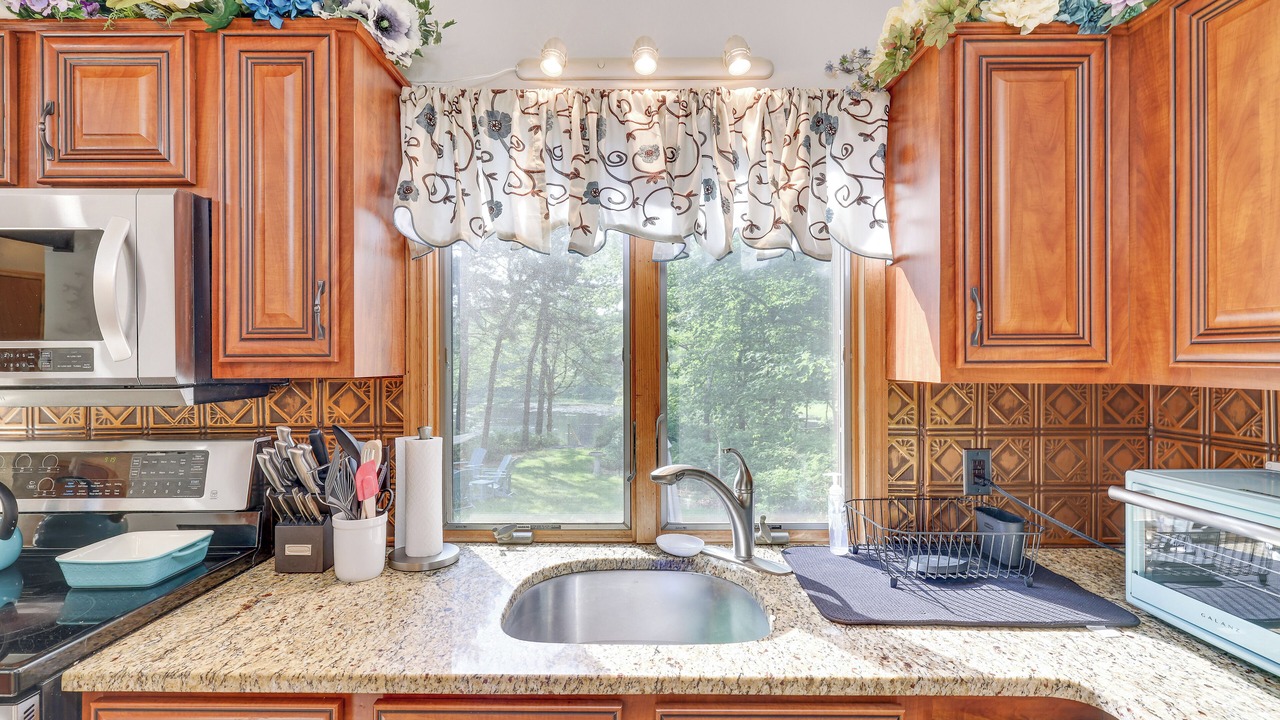 Photo of Kitchen in Long Pond
