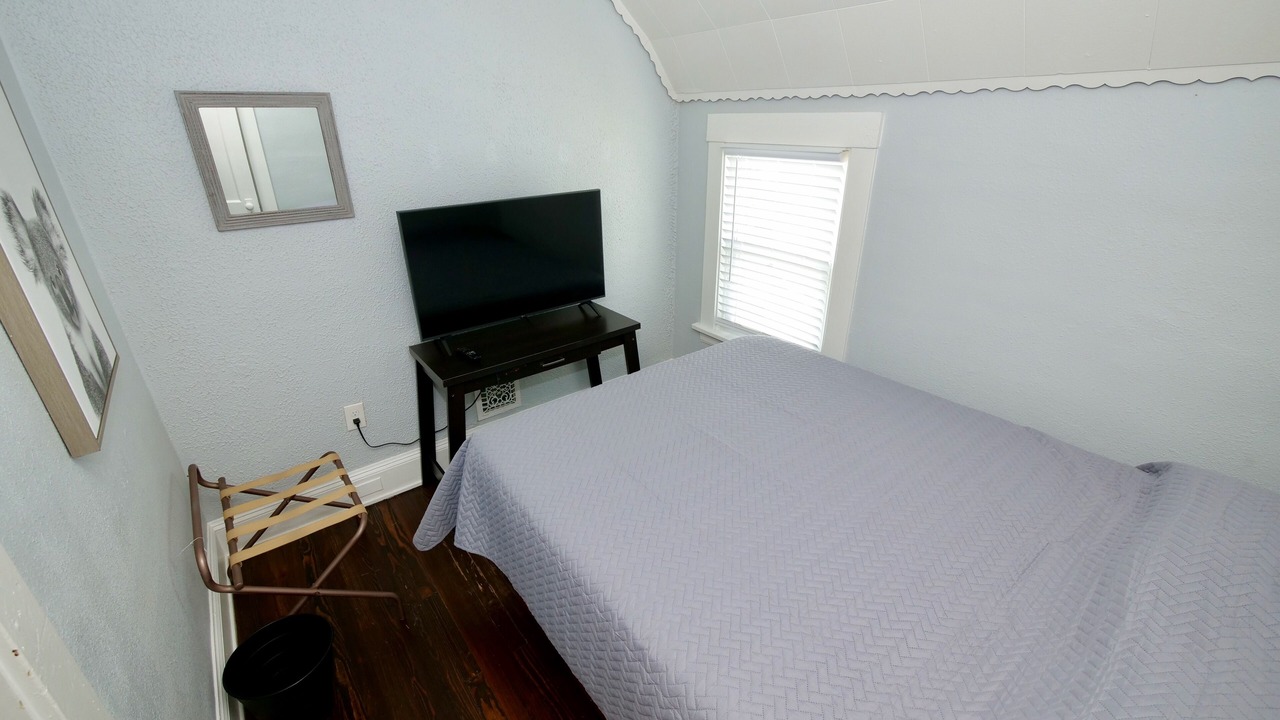 Photo of Bedroom in Old Brooklyn