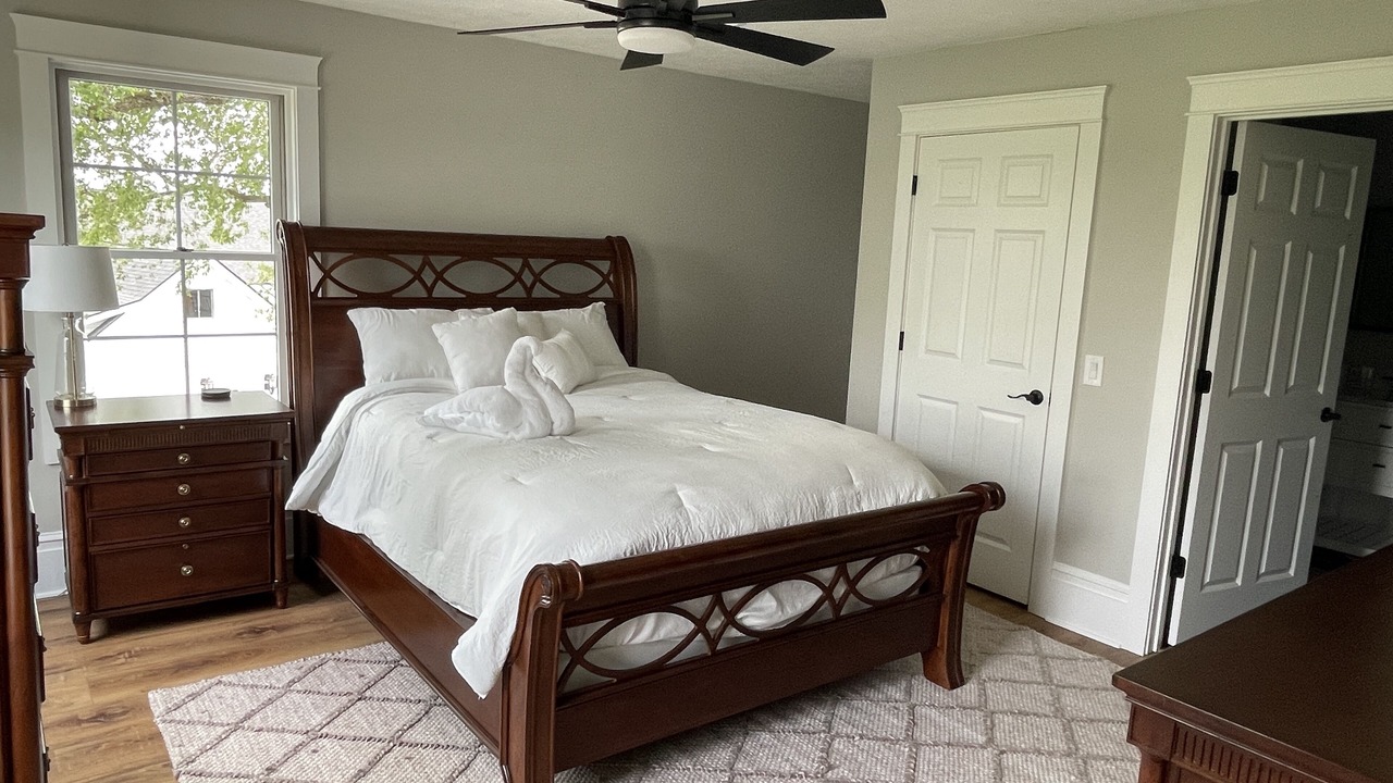 Photo of Bedroom in Lake Lynn