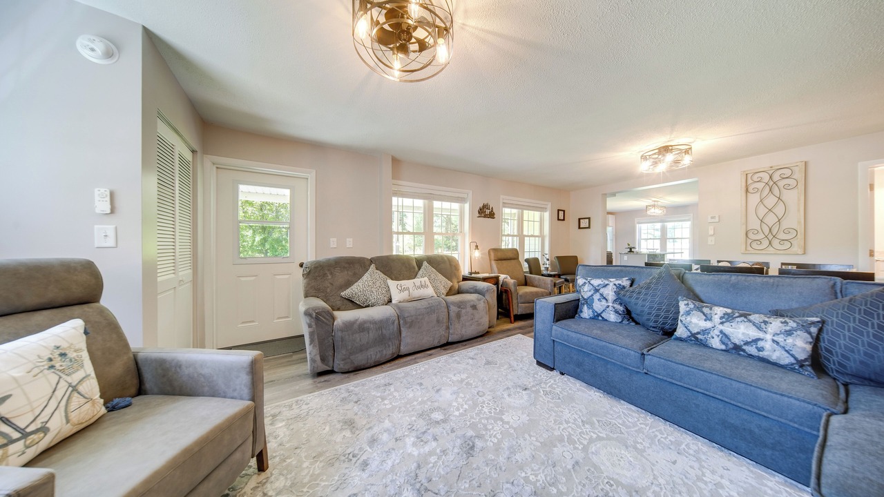 Photo of Livingroom in Centerville