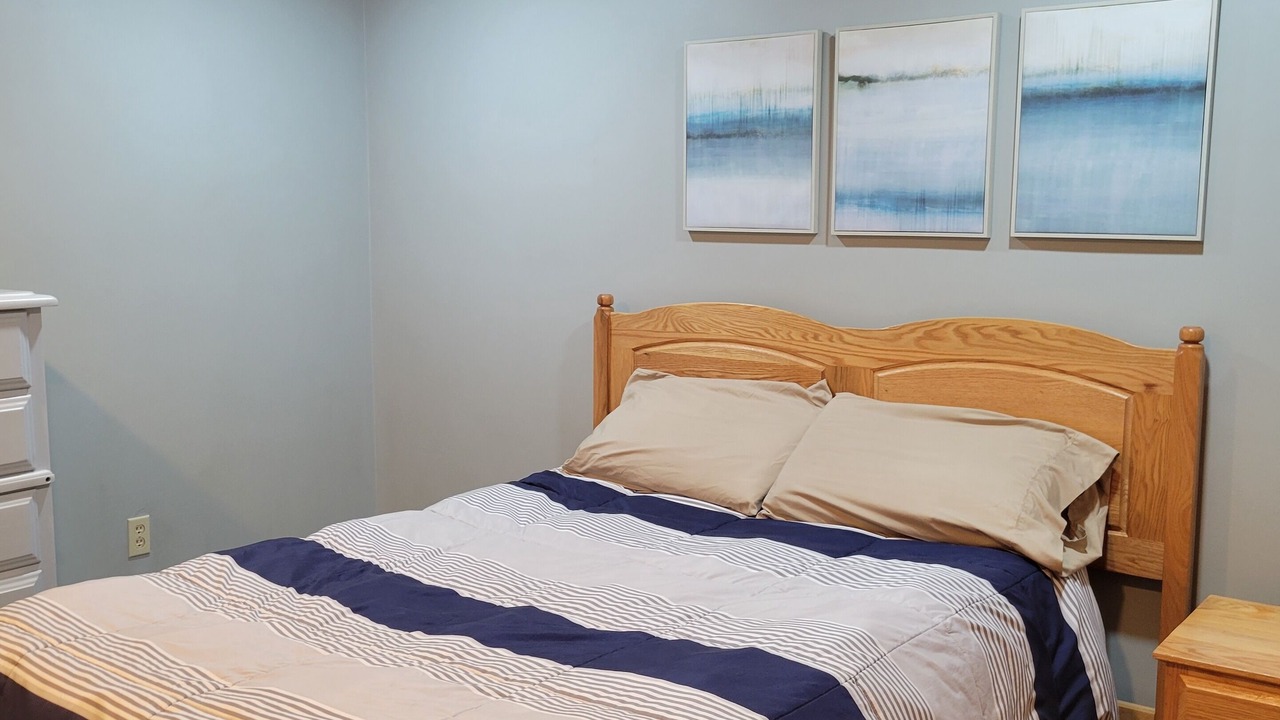 Photo of Bedroom in James Creek