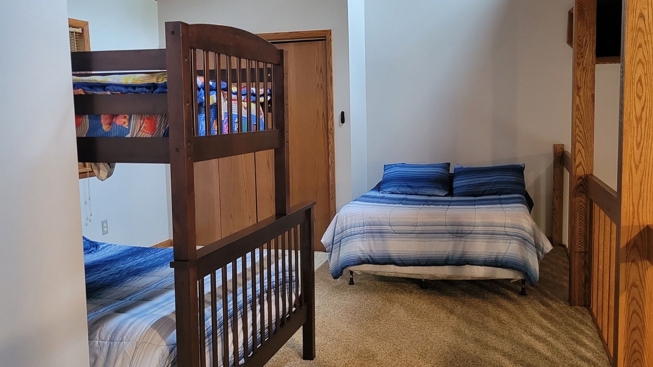 Photo of Bedroom in James Creek