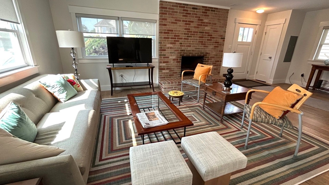 Photo of Livingroom in Bay Head