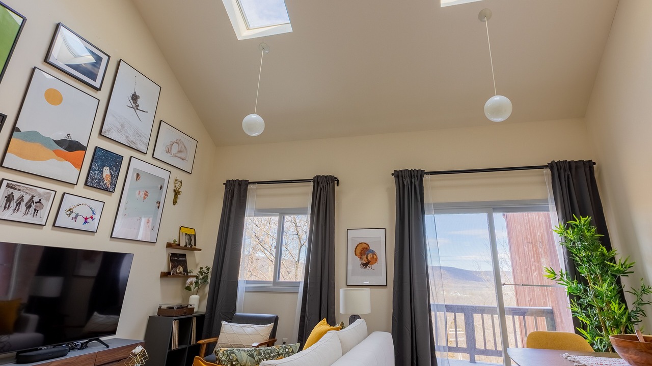 Photo of Livingroom in Vernon