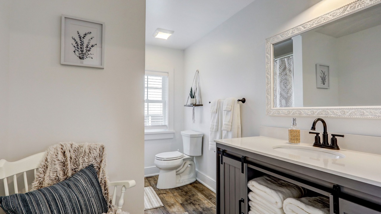 Photo of Bathroom in Kinzers