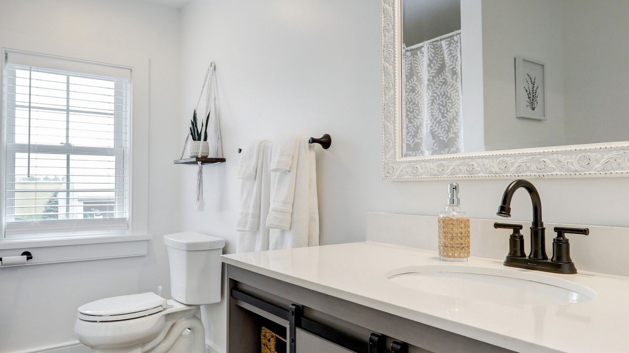 Photo of Bathroom in Kinzers