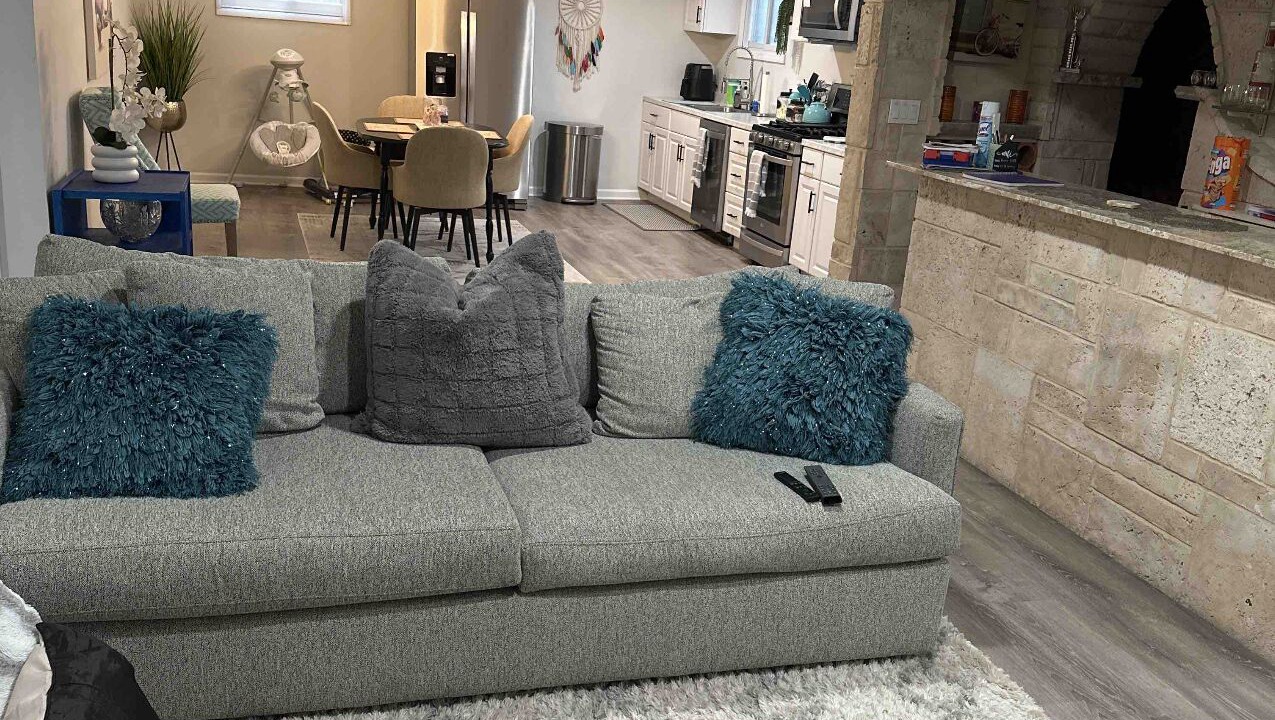 Photo of Livingroom in Long Branch